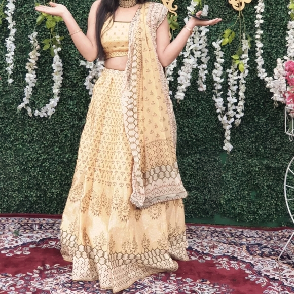 Printed Lehanga with dupatta | Lemon Color - Picture 2 of 4